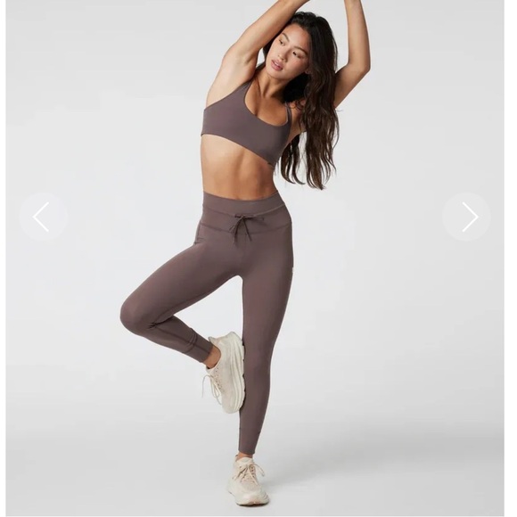 SOLD - Vuori Women's Taupe Leggings - Picture 2 of 7